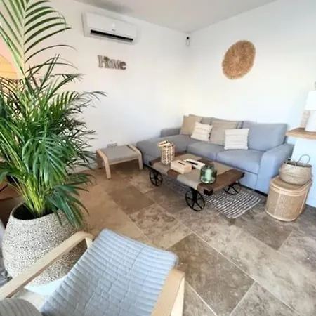 Villa Recente Avec Piscine *
